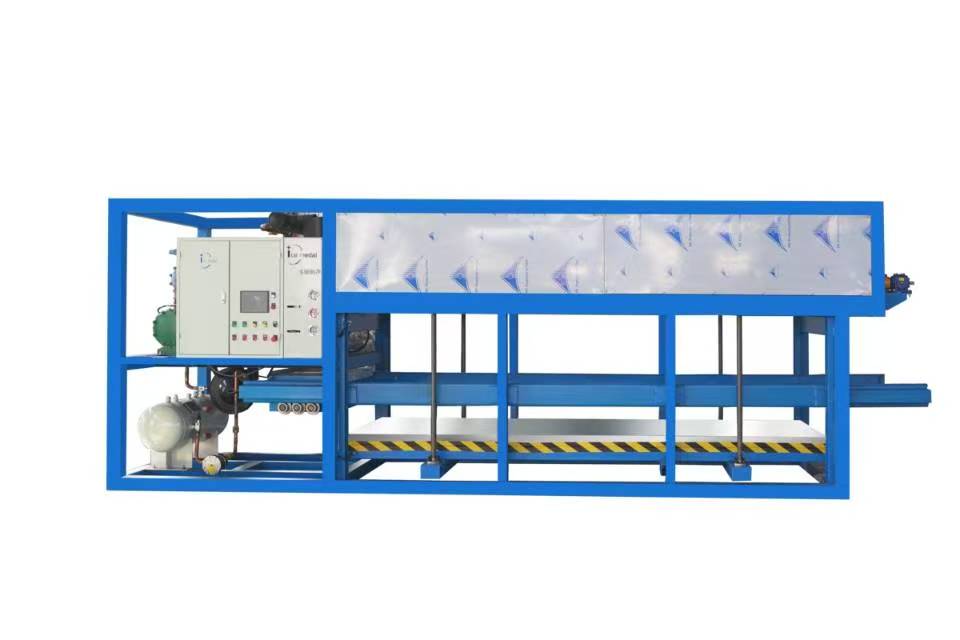 揭秘冰磚機(jī)的三大品類(lèi)：直冷、透明冰、鹽水